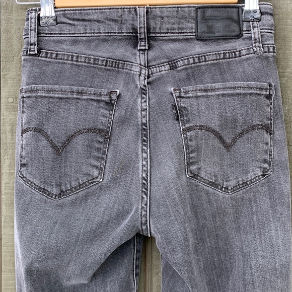 Levi’s High Rise Skinny - Picture 4 of 5